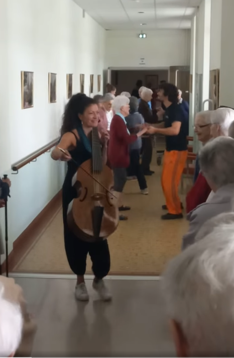 LETS DANSE